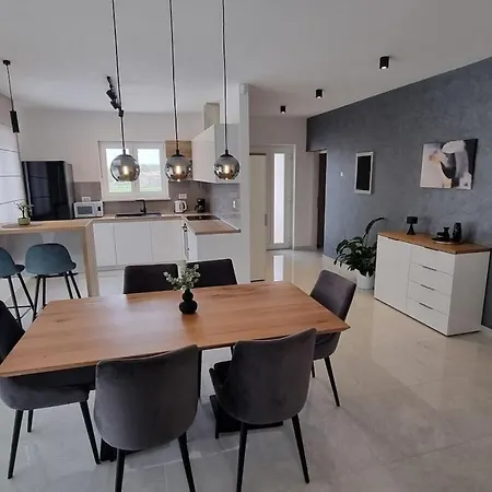 Taya Comfortable * Sveti Petar u Sumi