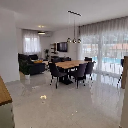 Taya Comfortable וילה Sveti Petar u Sumi