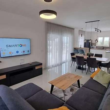 Taya Comfortable וילה