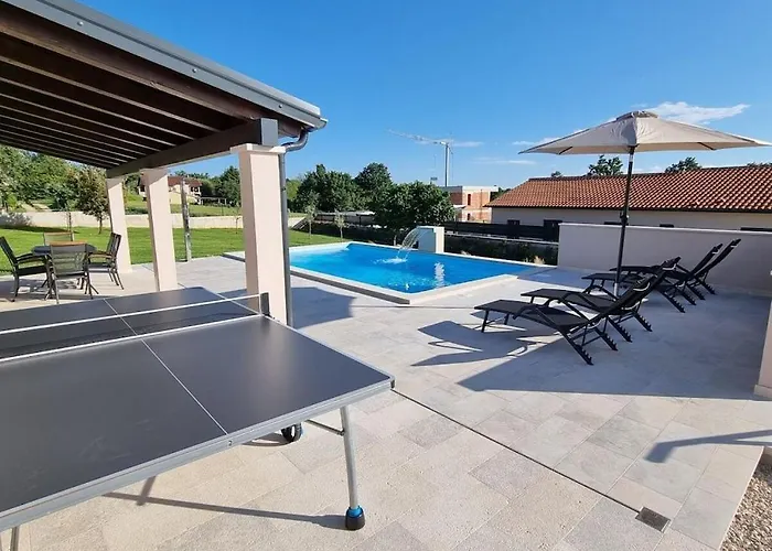 Taya Comfortable Villa